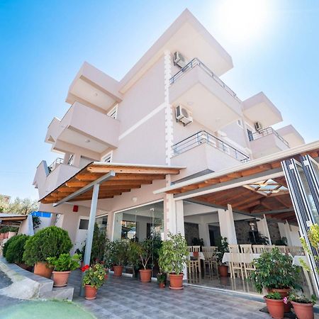 Aleksander Aparthotel Ksamil Exterior foto