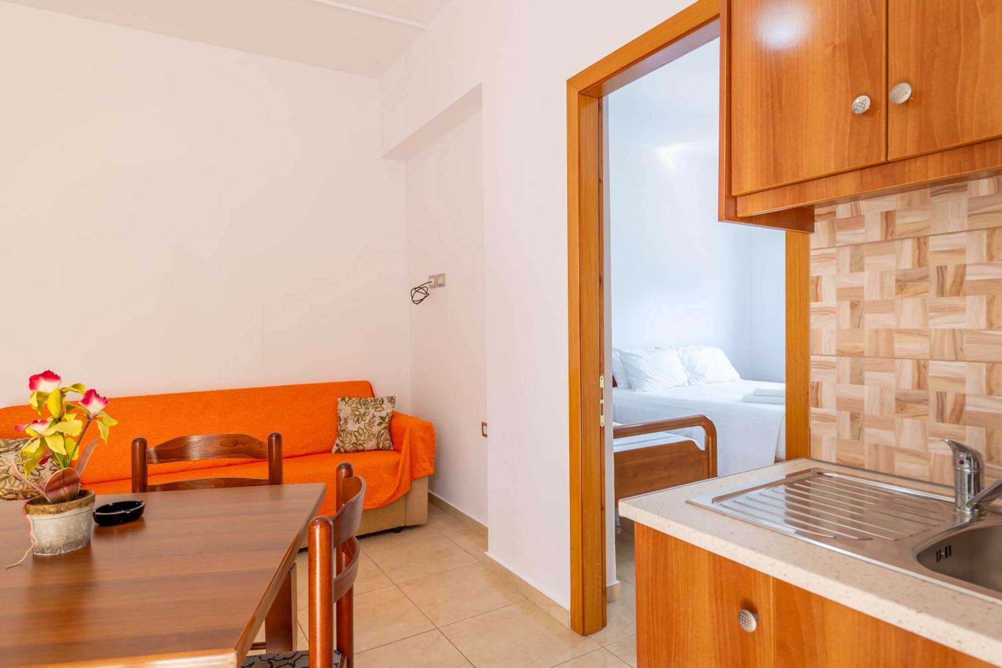 Aleksander Aparthotel Ksamil Exterior foto