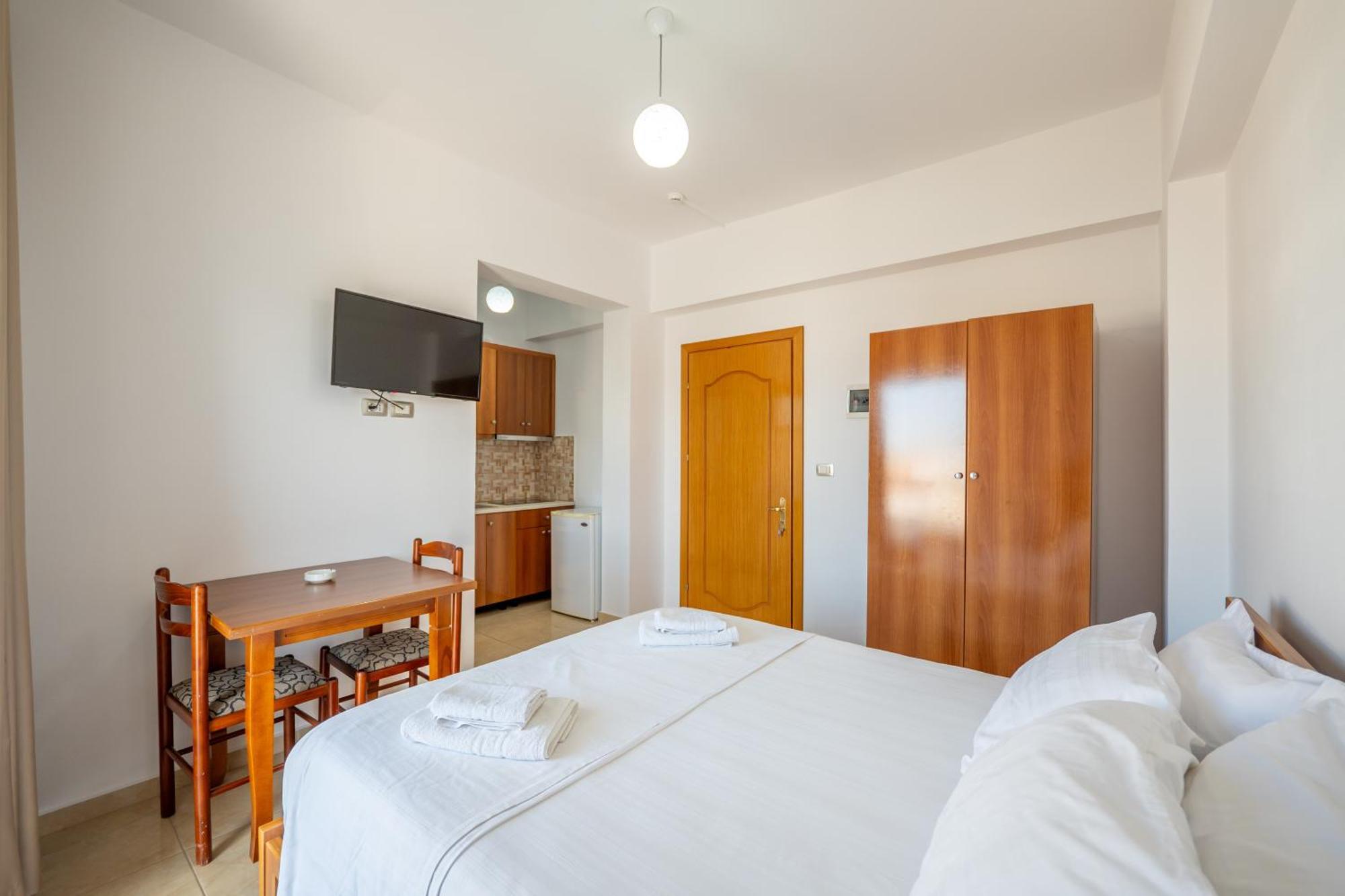 Aleksander Aparthotel Ksamil Exterior foto